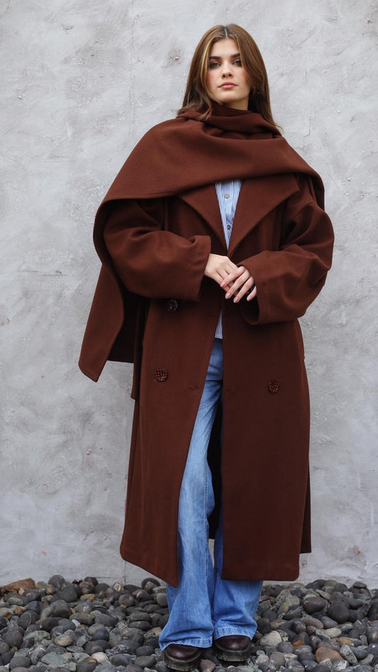 Grand Scarf Brown Coat
