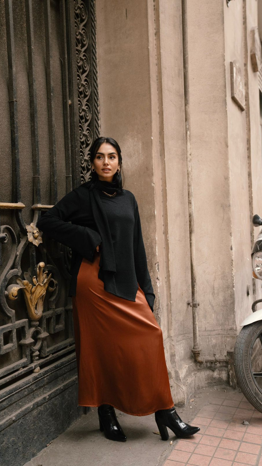 The Knit Duo Black Top