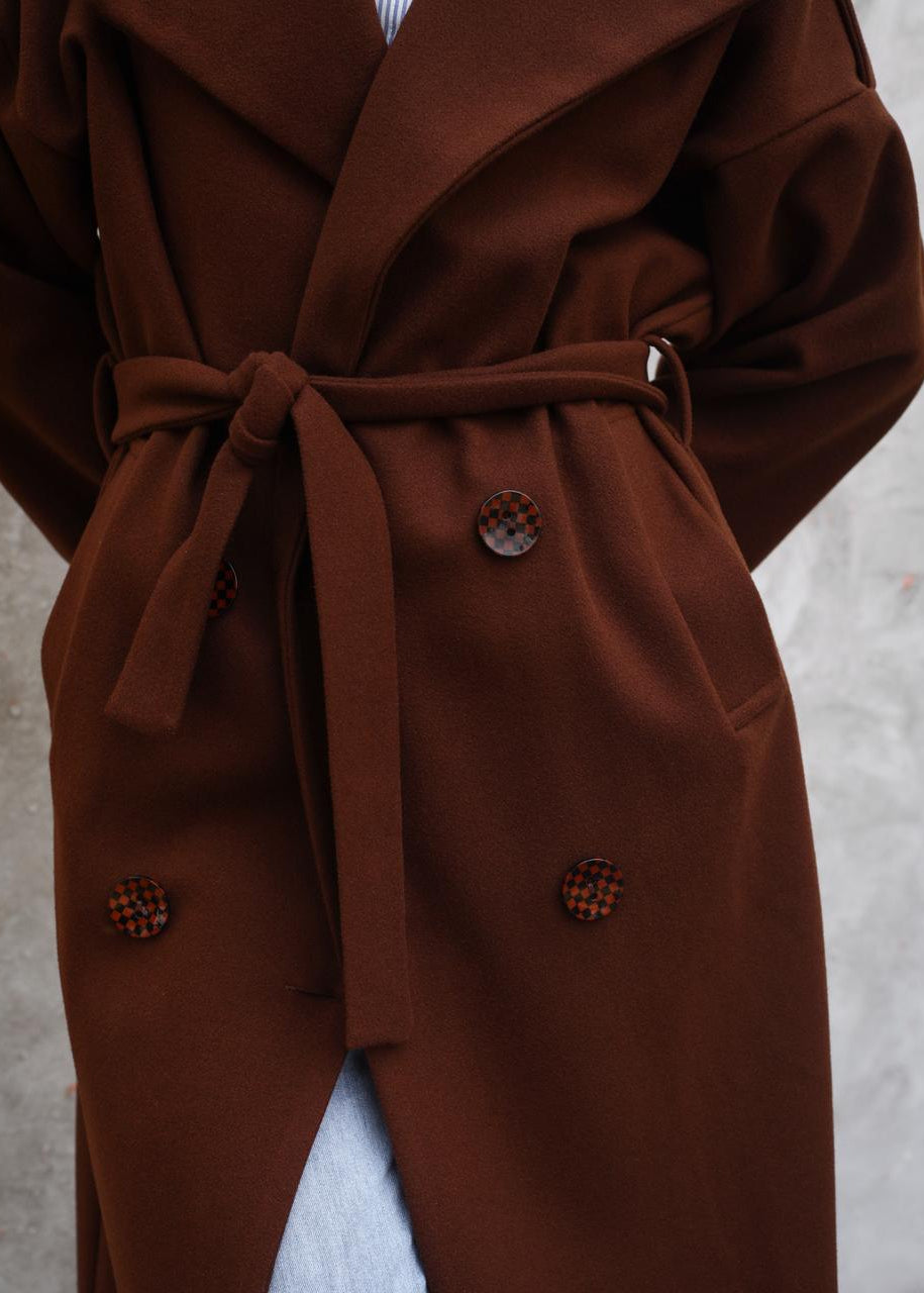 Grand Scarf Brown Coat