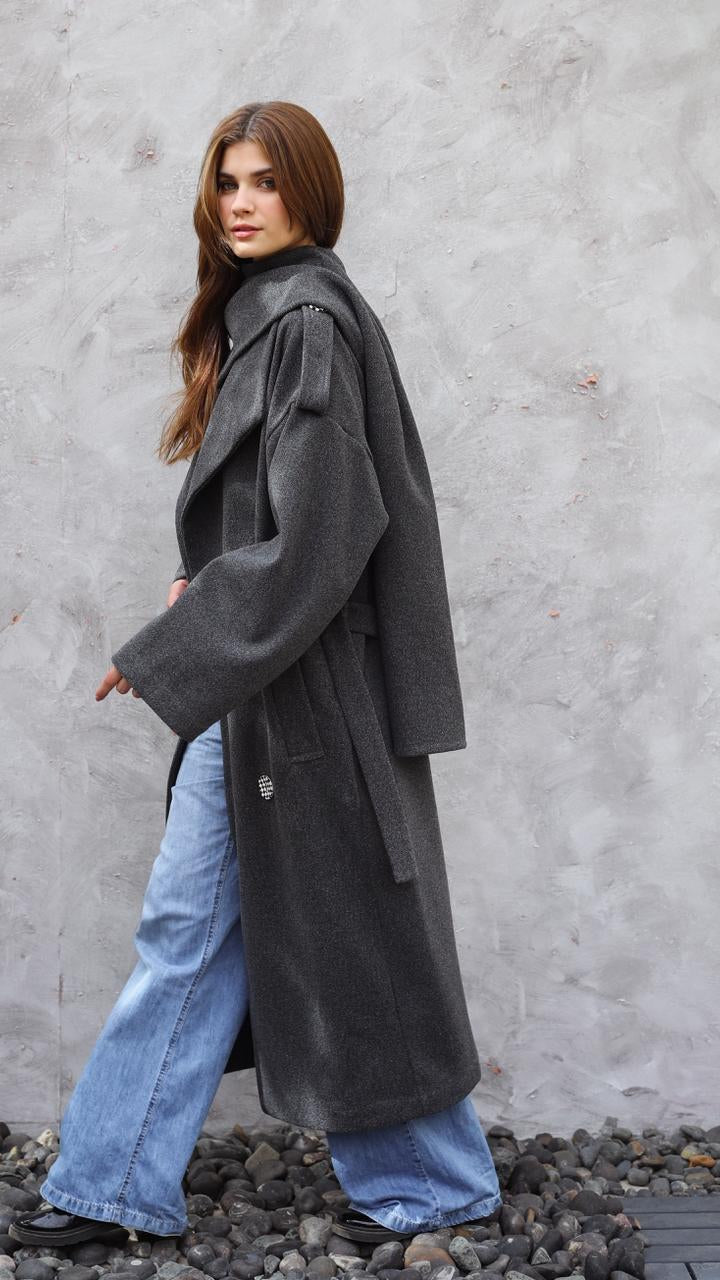 Grand Scarf Gray Coat